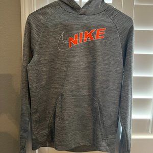 Boy's XL Nike Therma Fit training sweatshirt